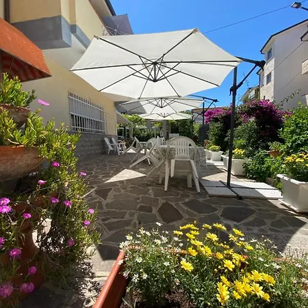 Silvia Residenza Turistica Ferienhaus *